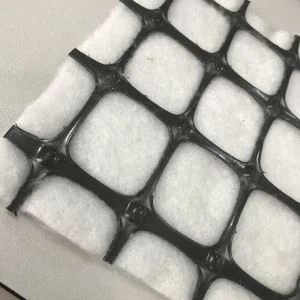 Geogrelha biaxial com geotêxtil